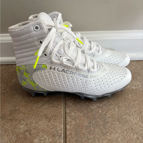 Under Armour Other - Under Armour Highlight 2 MC Junior lacrosse cleats size 3.5 new
